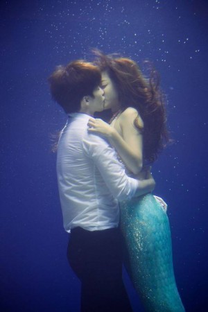 The Mermaid / princesa en execeso